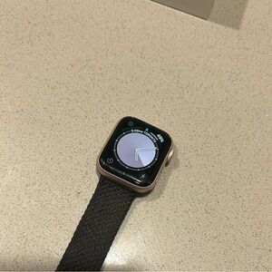 Apple Black S4 40mm